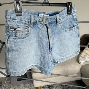 Denim high wasted shorts